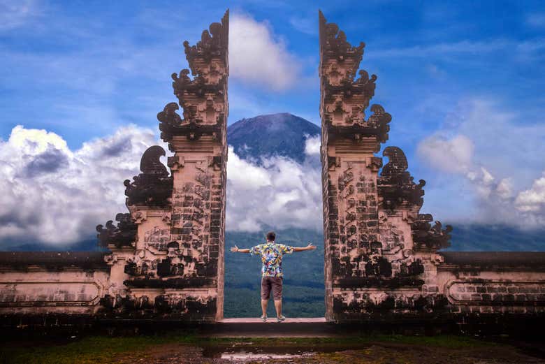 Excursi N A Pura Lempuyang Besakih Y Tirta Gangga Bali