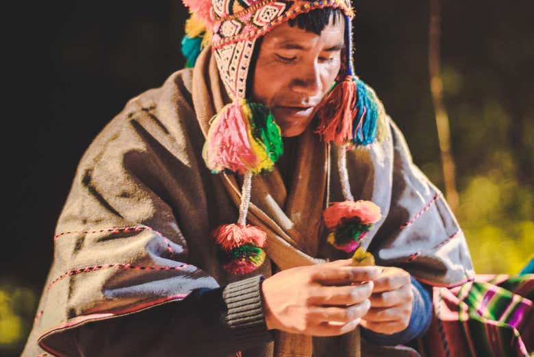 Ceremonia Andina Tradicional Del Pago A La Tierra Urubamba