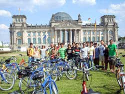 Berlino in bicicletta, vicino al Parlamento
