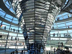 Cupula del Parlamento de Berlin