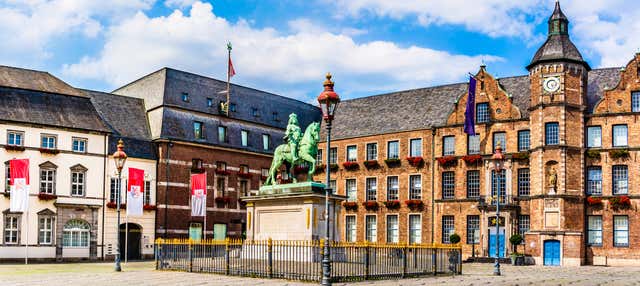 Guided Walking Tour of Düsseldorf