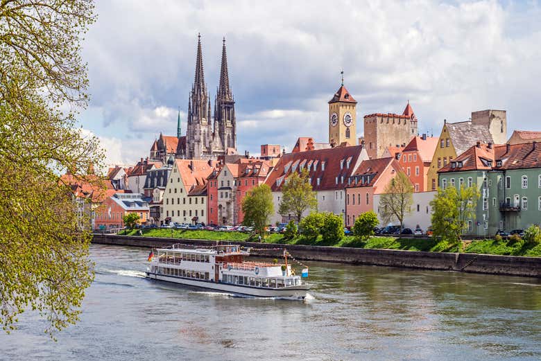 Excursión a Ratisbona + Paseo en barco por el Danubio desde Múnich