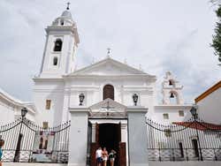 Iglesia del Pilar, en Recoleta