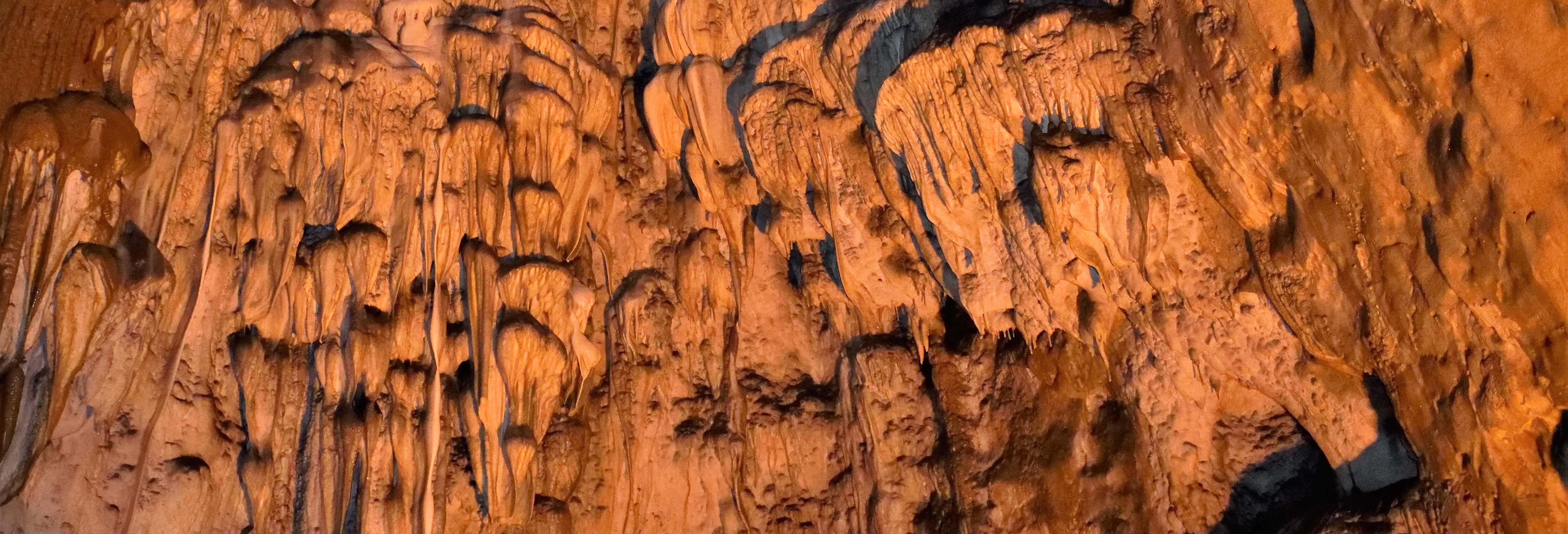 Excursión a las cuevas de Bijambare