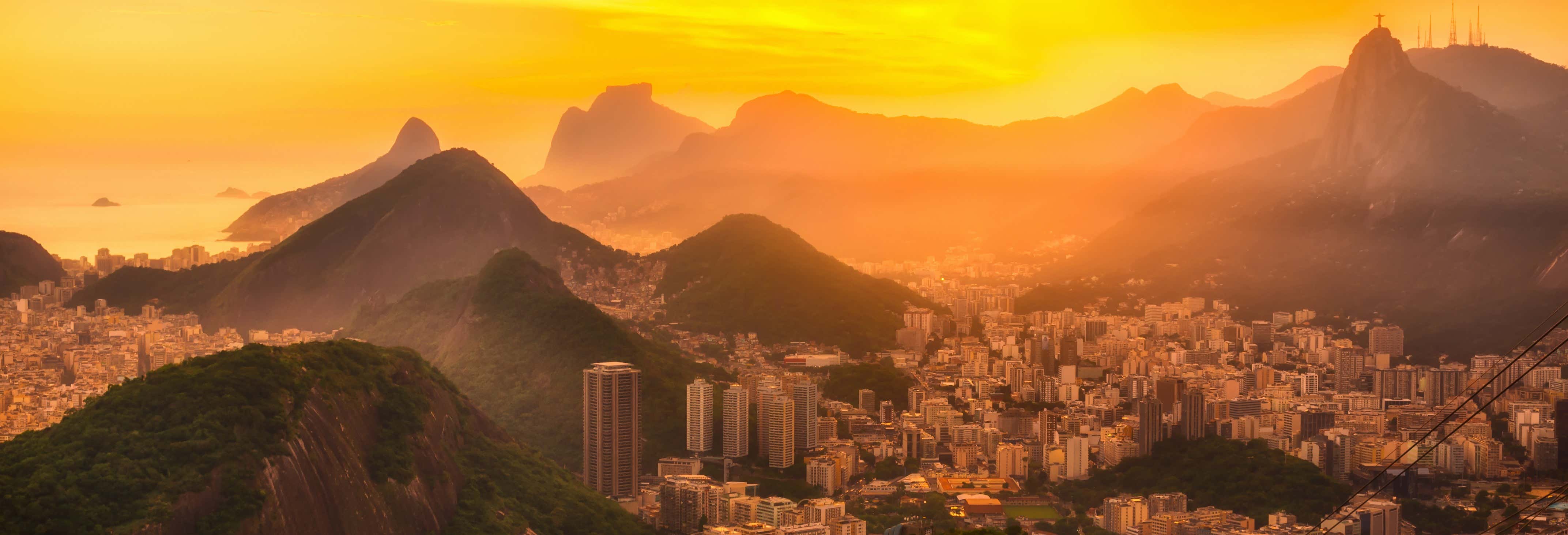 Coucher De Soleil Au Mont Du Pain De Sucre Visite De Rio