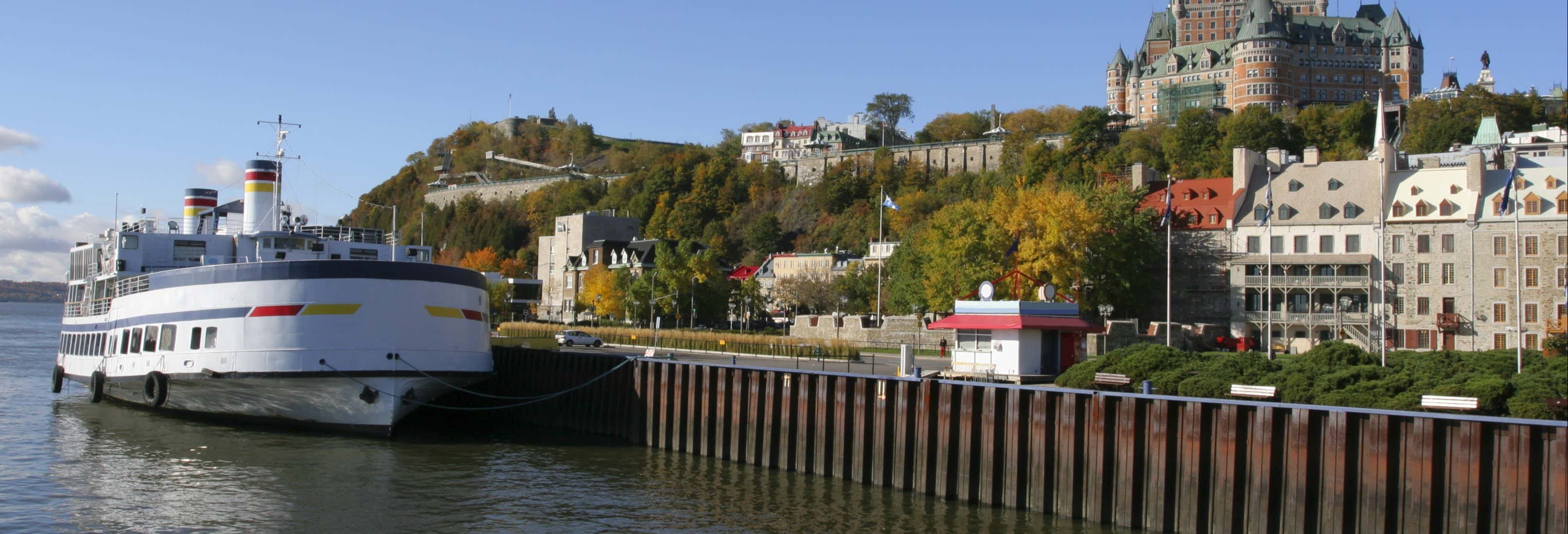 Paseo en barco por Quebec