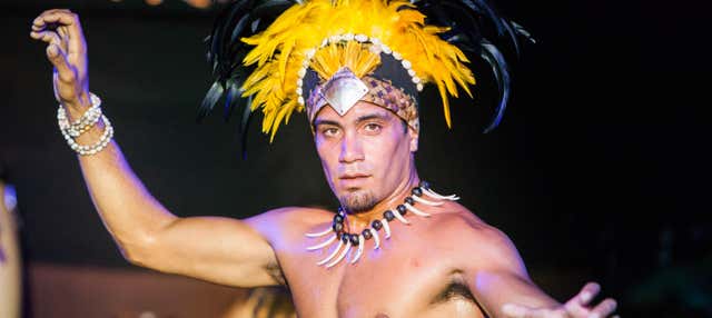 Cena y espectáculo tradicional rapanui