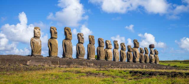 Tour por la isla de Pascua y la playa de Anakena