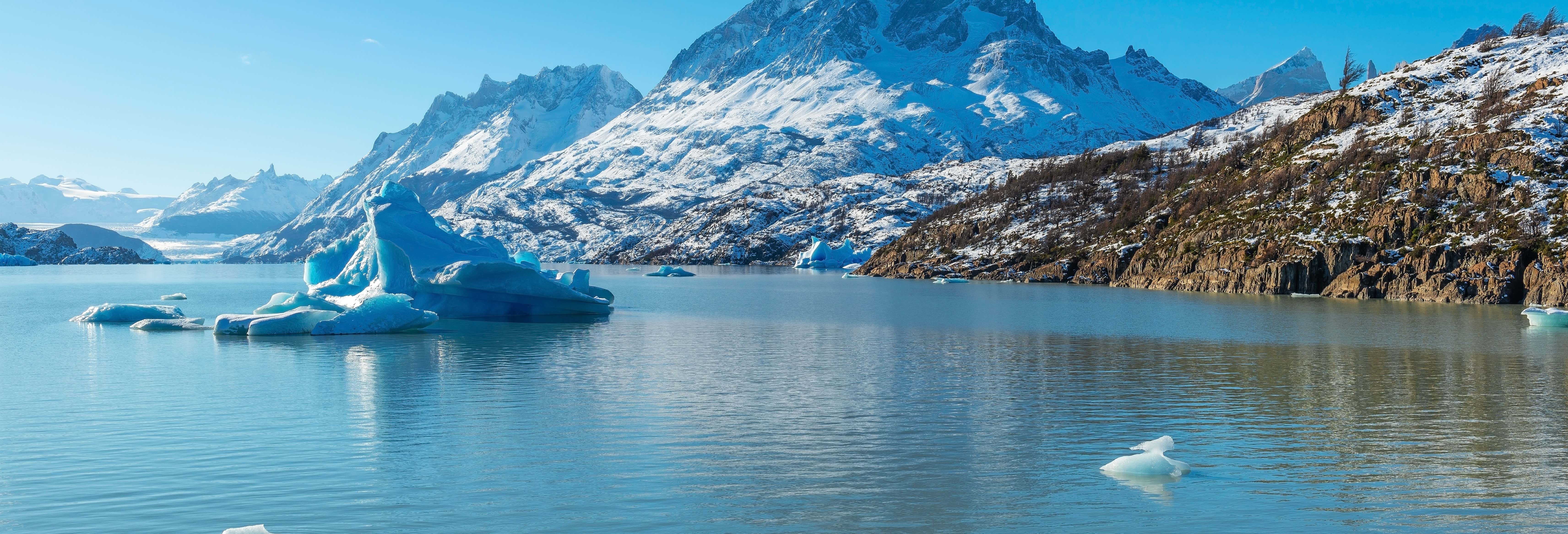Excursión a Torres del Paine + Paseo en barco por el lago Grey