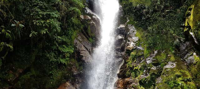 Excursión a la cascada Chorro de las Campanas