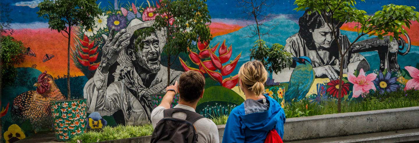 Tour pelo bairro El Faro