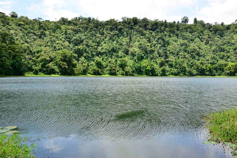 Tour en kayak por la laguna de Río Cuarto desde San José