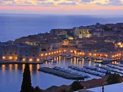 Le Vieux Port de nuit