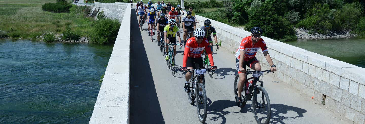 Balade à vélo dans la plaine de Sinj
