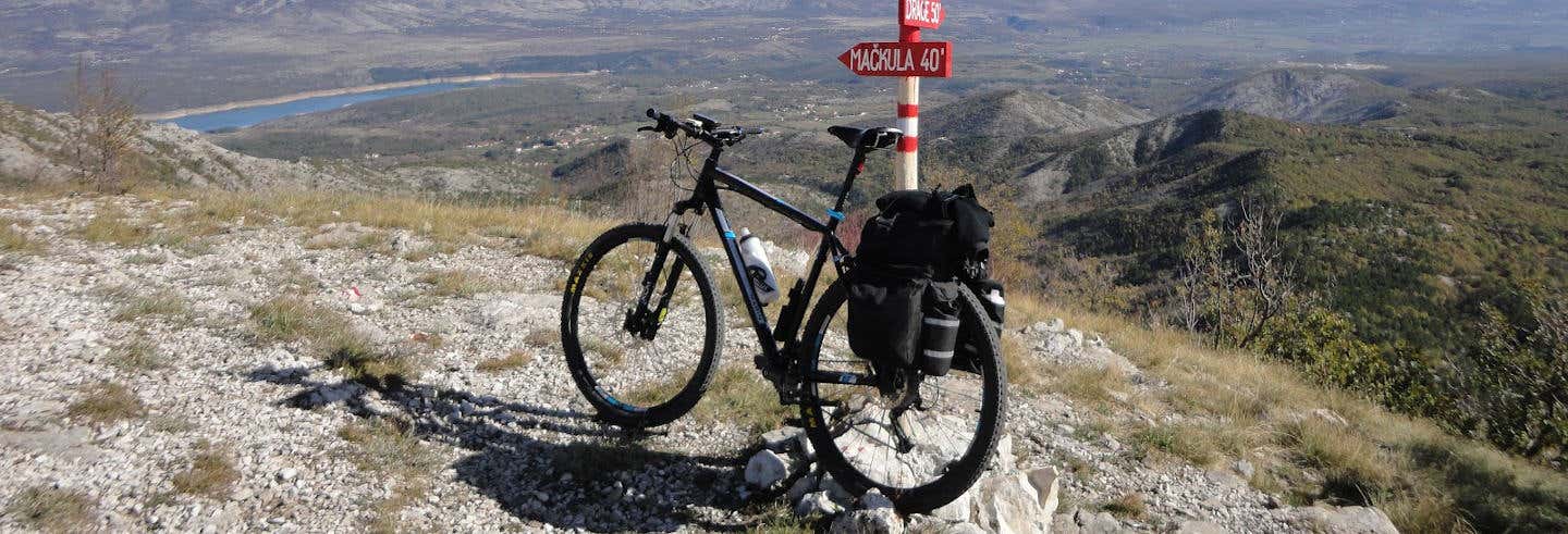 Tour en bicicleta por el valle de Sinj