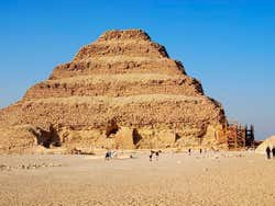 Pirâmide escalonada de Djoser