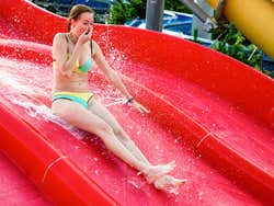 Tobogãs do parque aquático de Lego