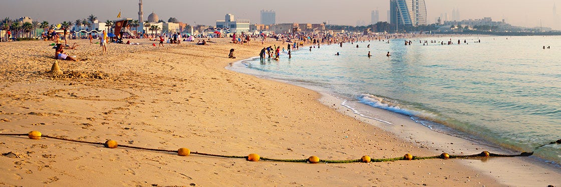 Umm Suqeim Beach La Plage Avec Vue Sur Le Burj Al Arab