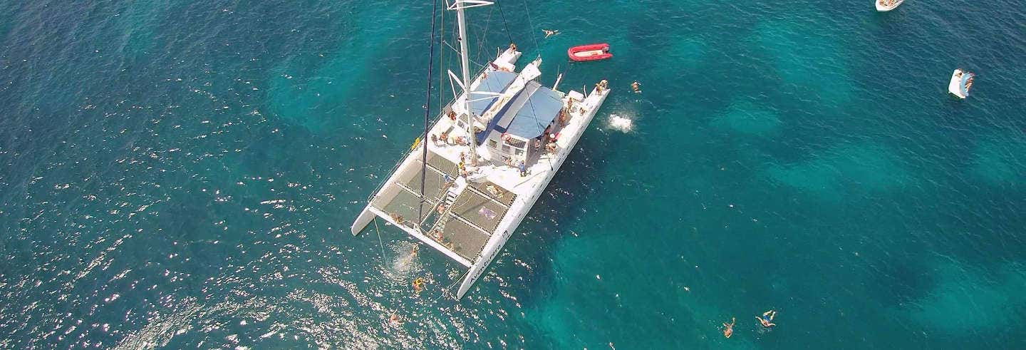 Fête sur un bateau à Alicante