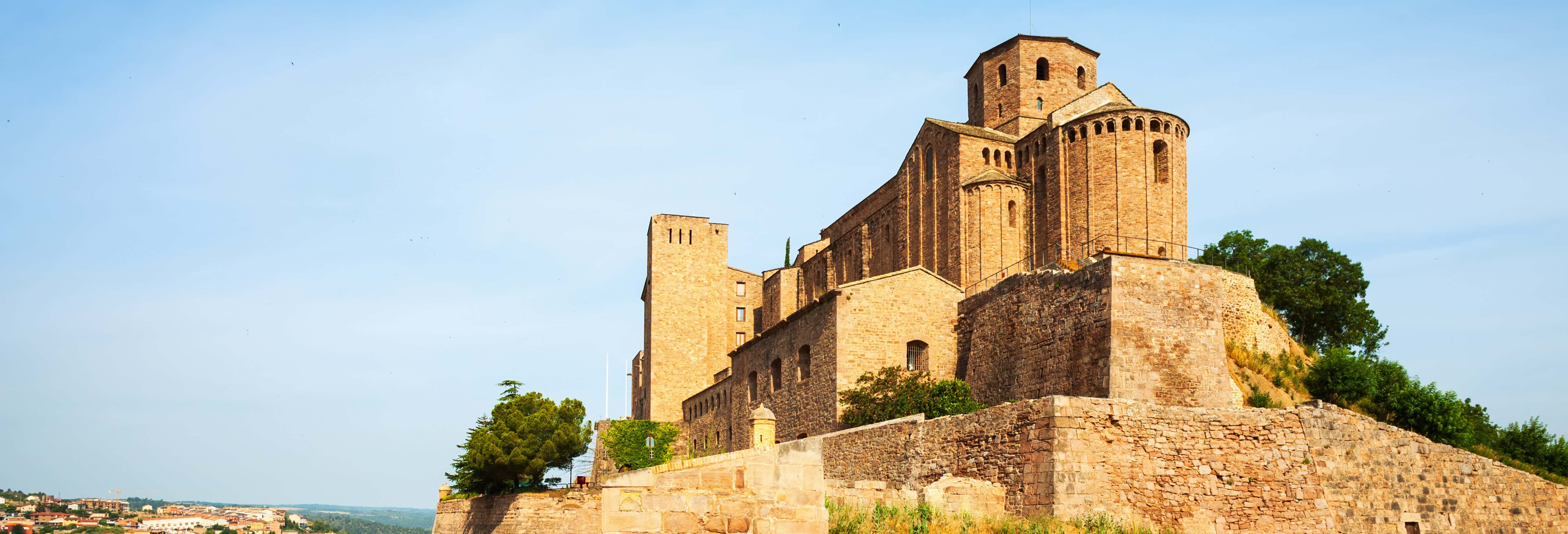Escursione a Cardona e Montserrat