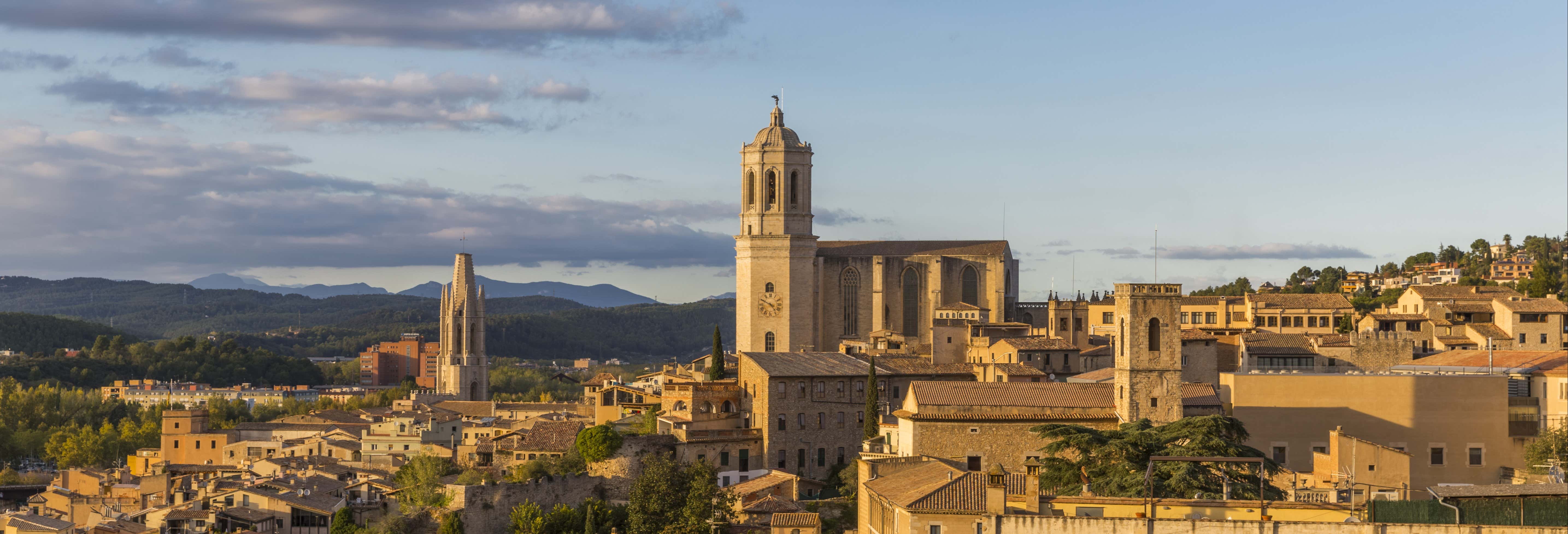 Excursión a Gerona y Sitges