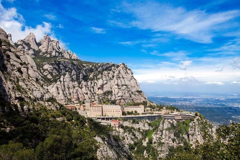 Montserrat Half-Day Trip & Cogwheel Train Ride, Barcelona