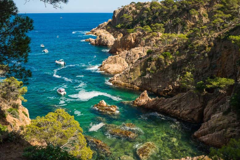 Hiking, Kayaking + Snorkelling Costa Brava Trip from Barcelona