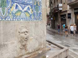 Na avenida Portal de l'Angel