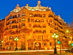 La Pedrera à noite