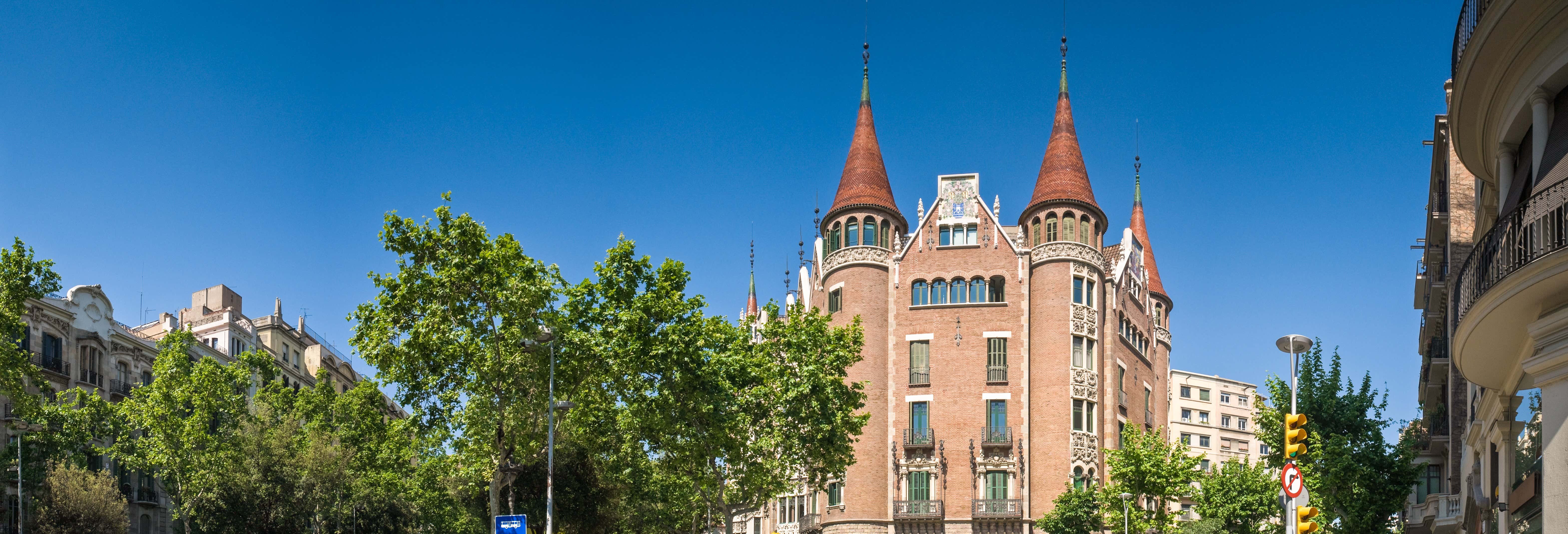 Tour teatralizado por la Barcelona modernista