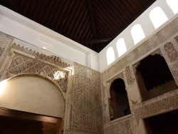 En el interior de la sinagoga
