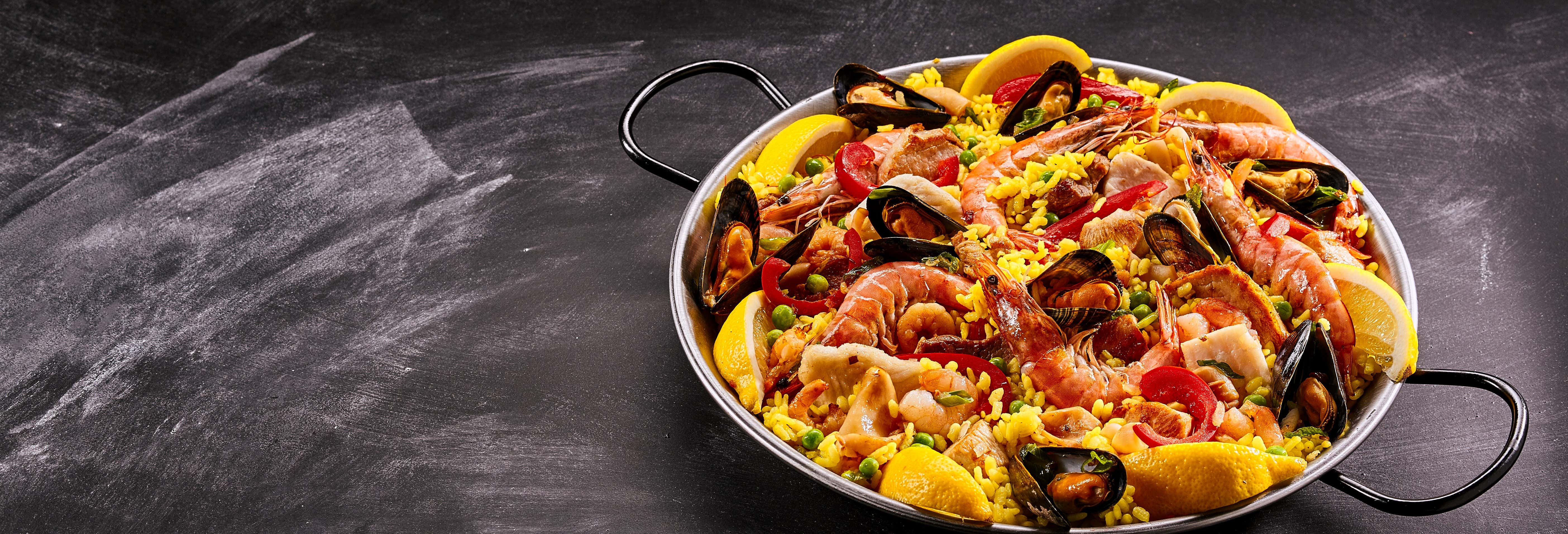 Taller de paella y salmorejo