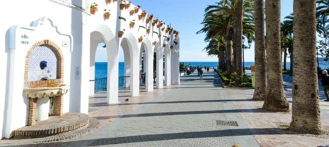 Escursione a Frigiliana e alle grotte di Nerja