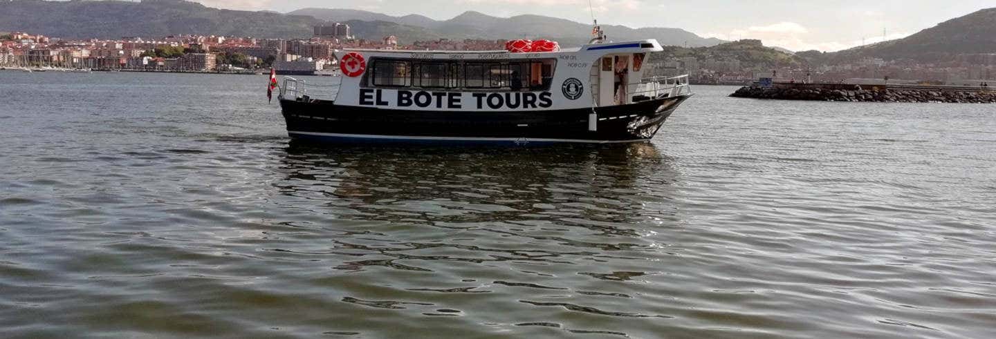 Barco turístico por la Ría de Bilbao y la Bahía del Abra