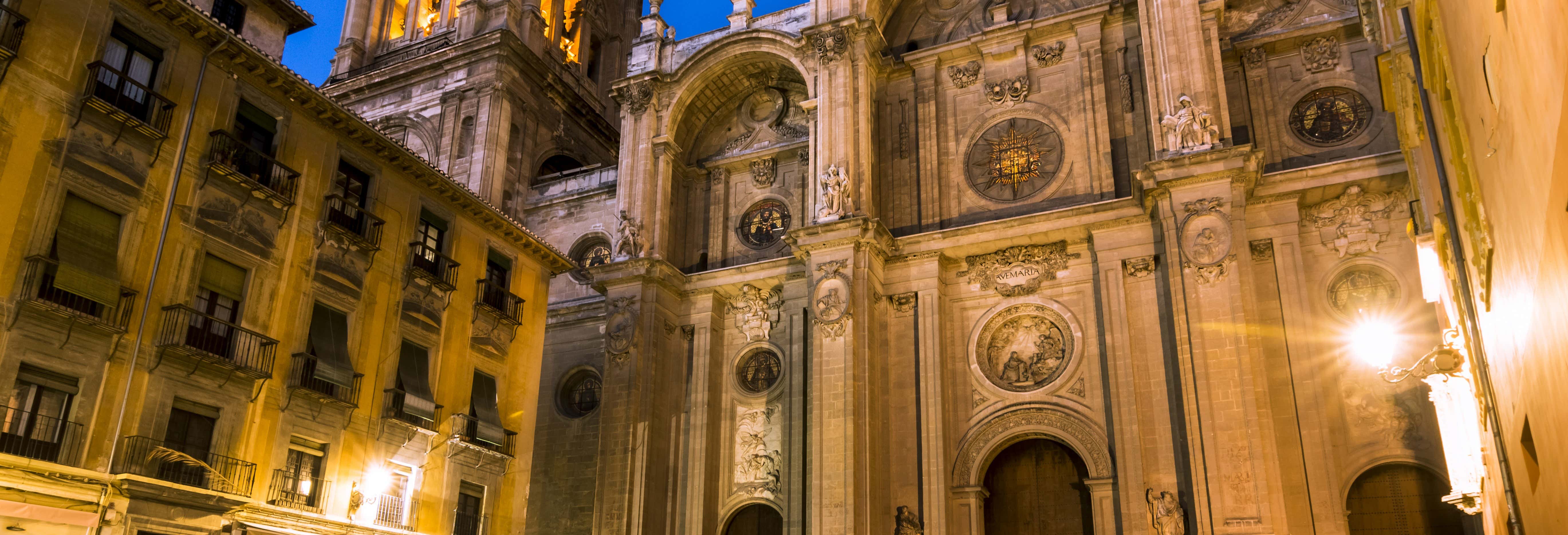 Free tour de misterios y leyendas de Granada