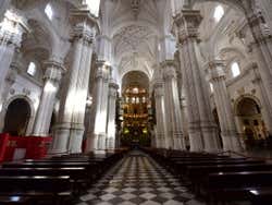 Nave principal da Catedral de Granada