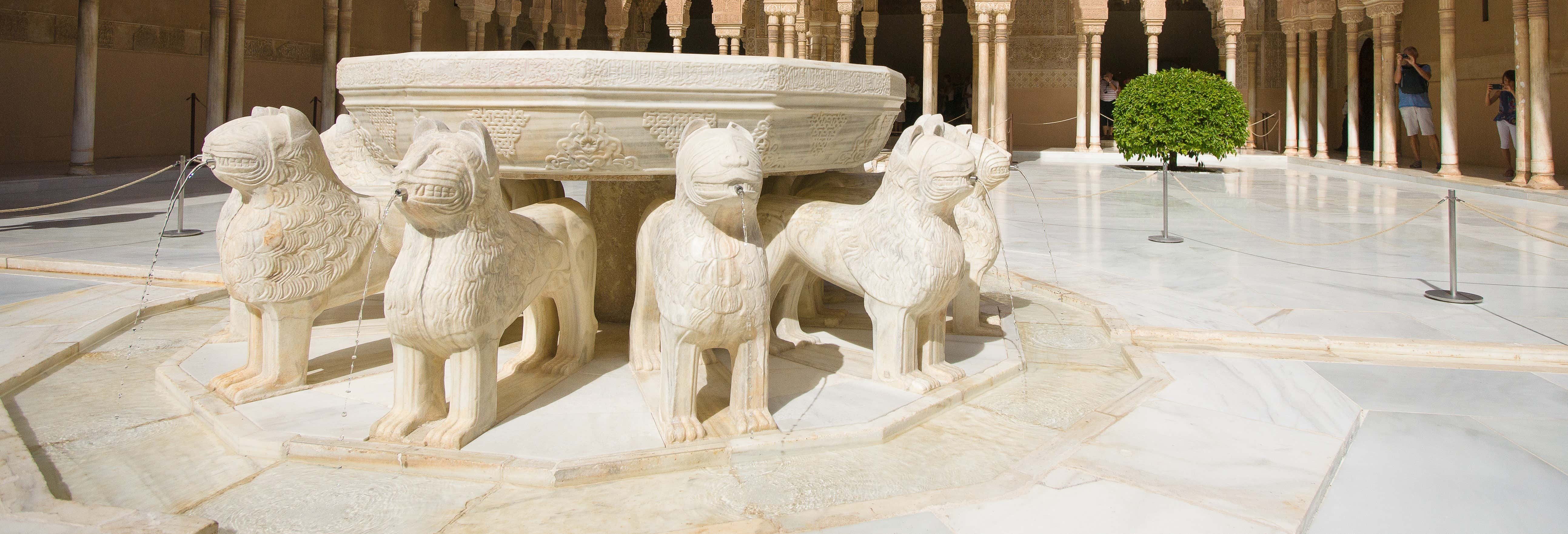 Visita guiada por la Alhambra y los Palacios Nazaríes