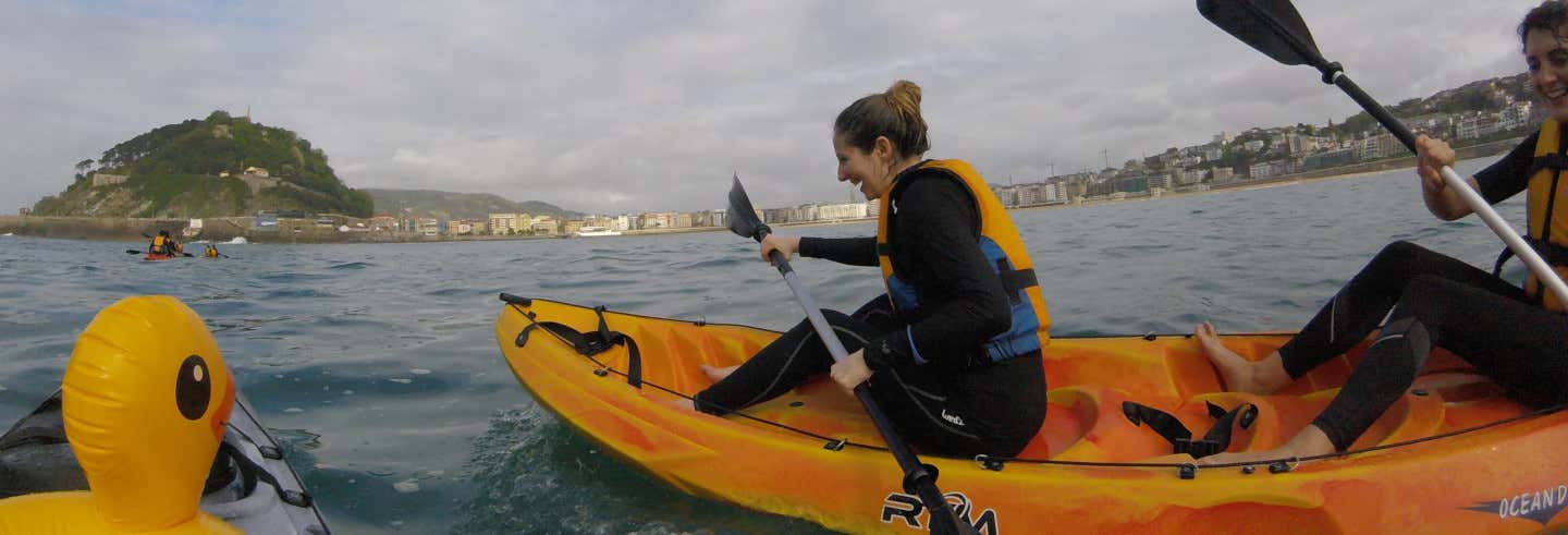 Tour de caiaque por Hondarribia