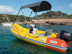 Conduzindo a zodiac sem carteira