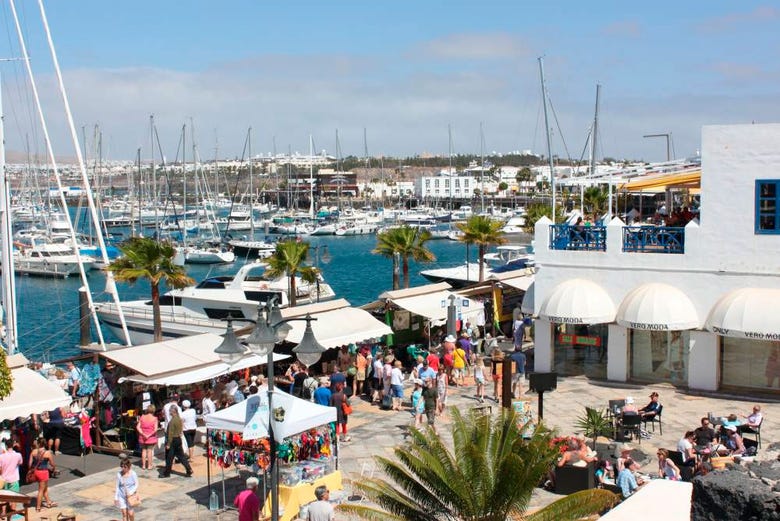 Explore The Playa Blanca Market