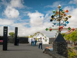 Entrada de la Casa de César Manrique