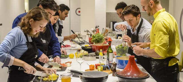 Clase de cocina española + Tour por el Mercado de San Miguel