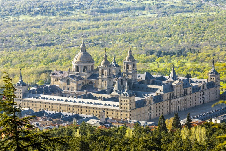 El Escorial & Valley of the Fallen Half-Day Trip from Madrid