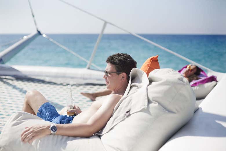 Passeio de catamarã