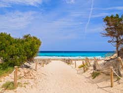Vista desde la cala Agulla