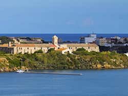 Ilha del Rey, no porto de Mahón