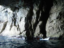 Caiaque na Cueva de los Ingleses