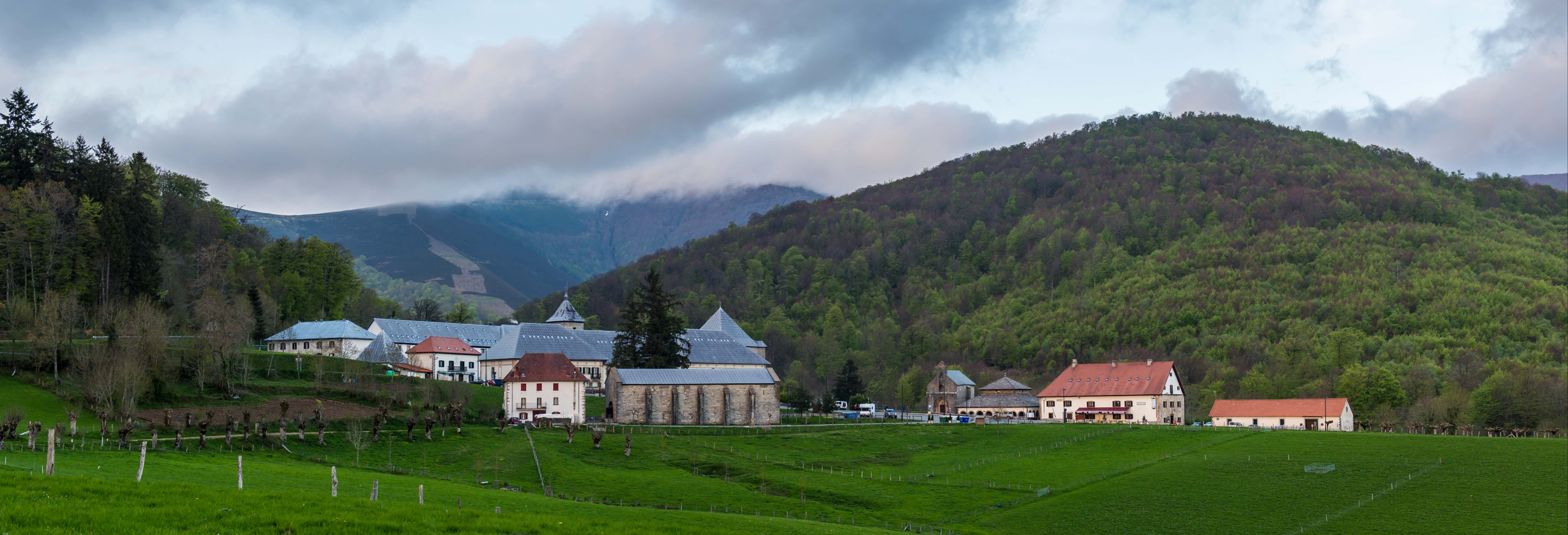 Excursión a Roncesvalles, Espinal y Burguete