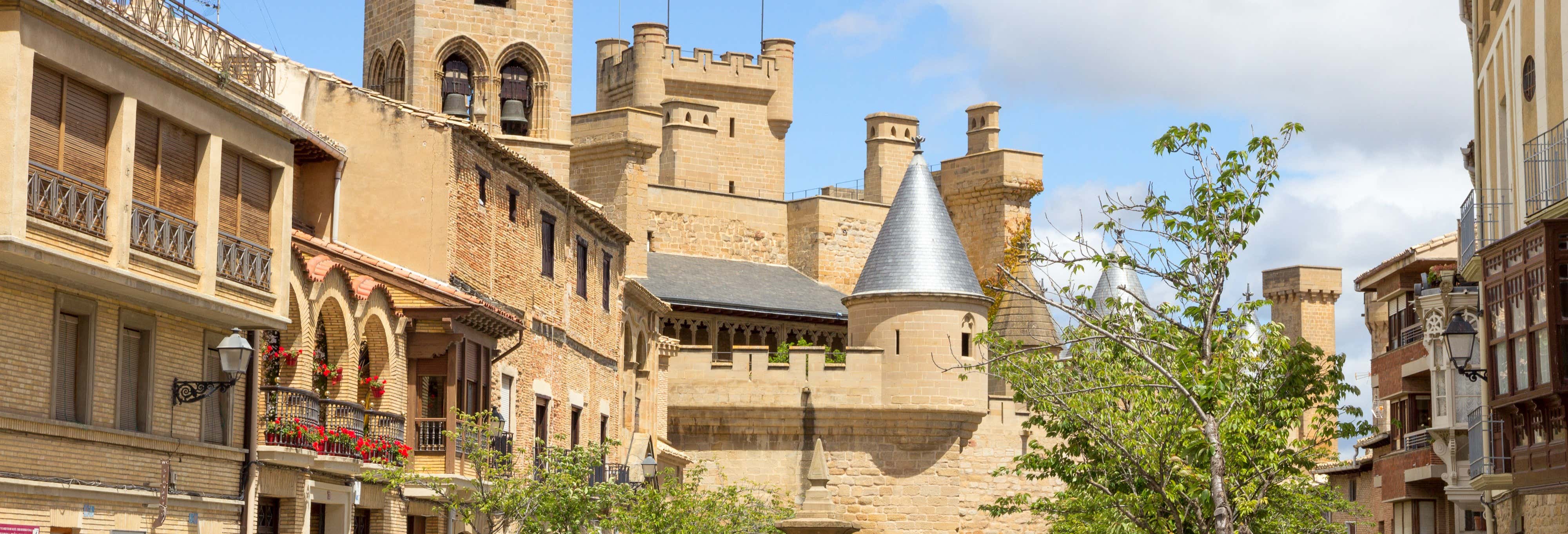 Olite, Monasterio de Leyre, Castillo de Javier y Ujué