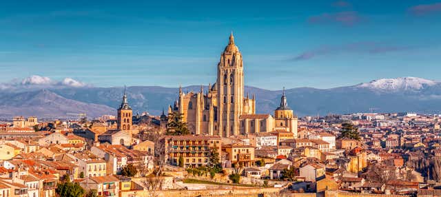 Visita guiada por Segovia + Catedral y Alcázar